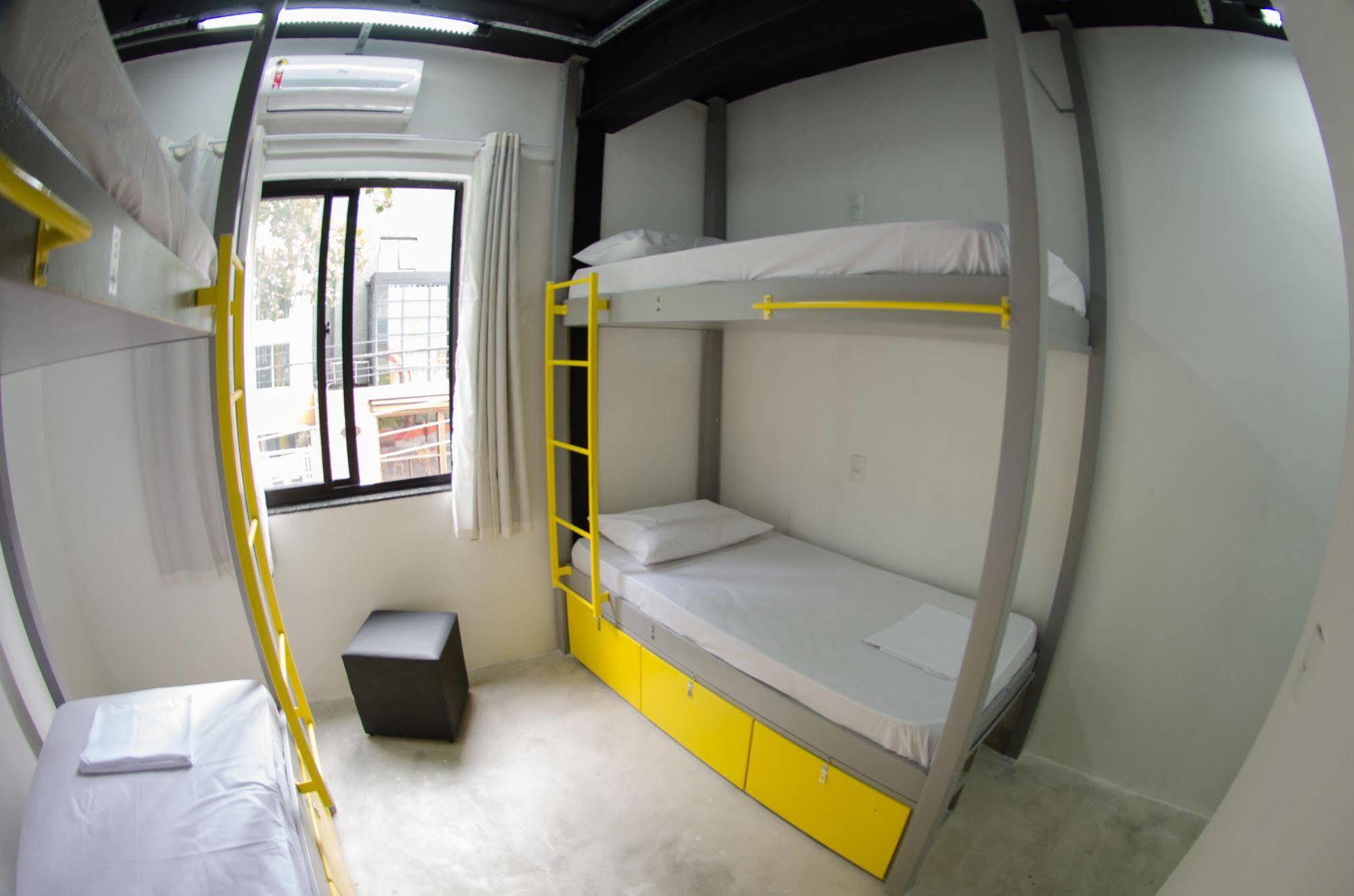 Id Leblon Albergue *